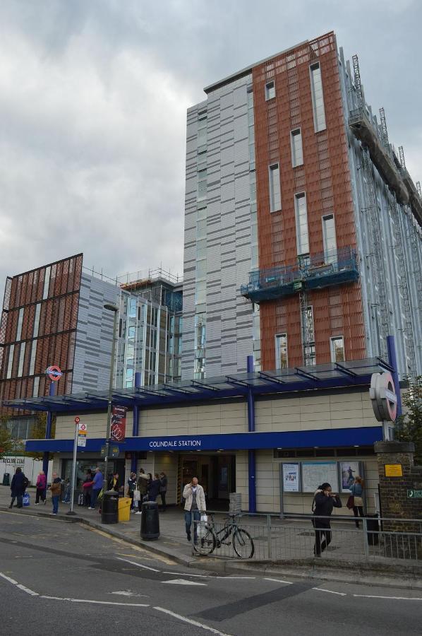 Modern Huge Double Room With Private Bathroom In Colindale Edgware Eksteriør billede