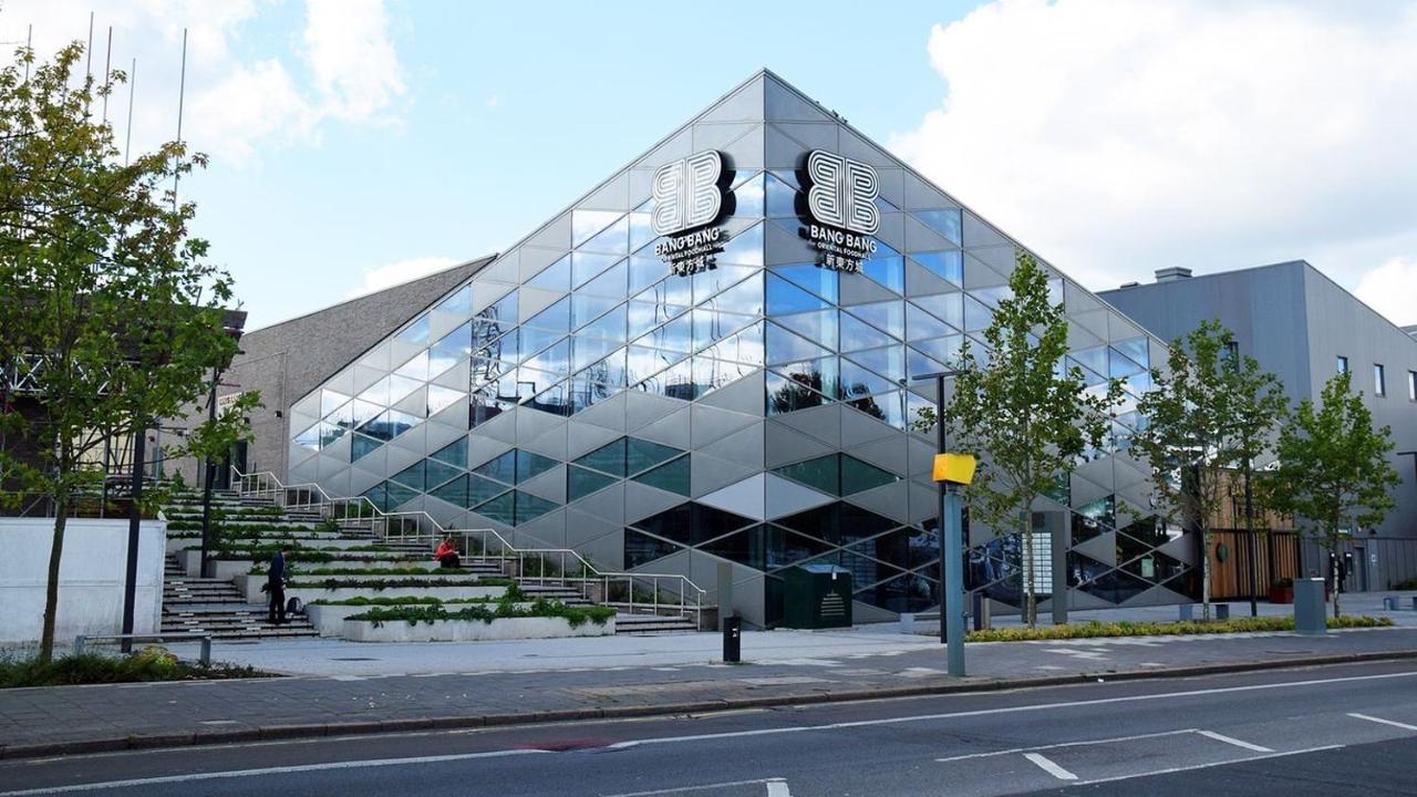 Modern Huge Double Room With Private Bathroom In Colindale Edgware Eksteriør billede